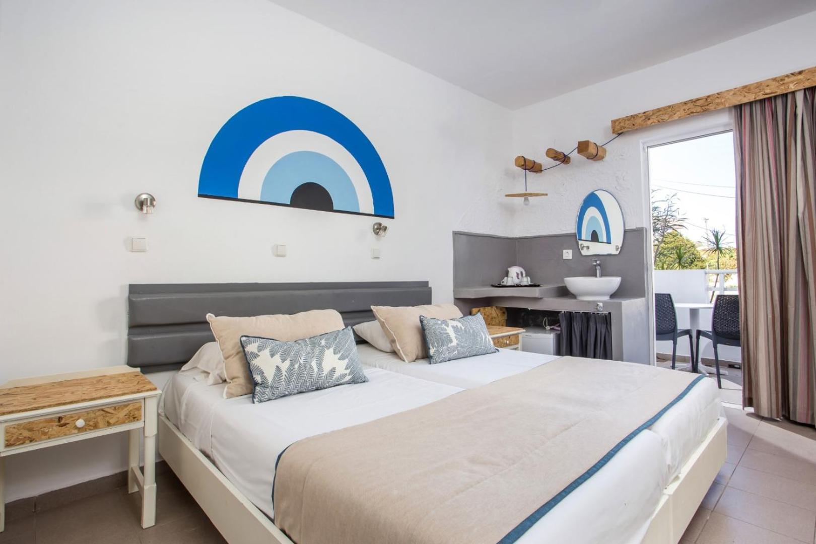Azure Haven Hotel 2*